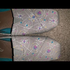 Science-themed Toms